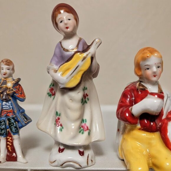 Three vintage "OCCUPIED JAPAN" Porcelain Figurines - Picture 13 of 13